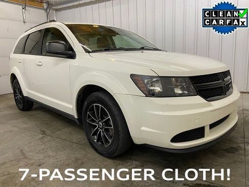 Used 2018 Dodge Journey SE w/ Popular Equipment Group image 1