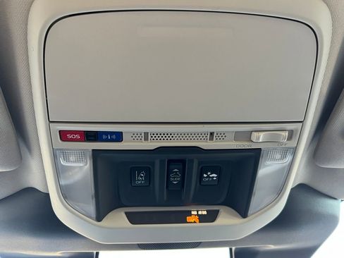 Used 2023 Subaru Forester Premium image 28