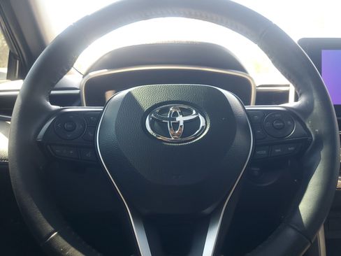 Used 2024 Toyota Corolla Cross AWD Hybrid w/ Convenience Package image 22