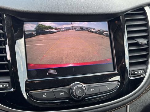 Used 2021 Chevrolet Trax LT w/ Driver Confidence Package AWD/4WD image 30