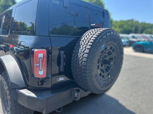 New 2026 Ford Bronco Outer Banks w/ Sasquatch Package AWD/4WD image 24
