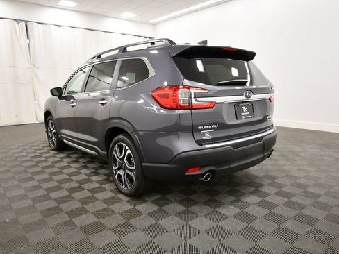 Used 2025 Subaru Ascent Touring AWD/4WD image 5