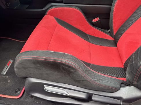 Used 2018 Honda Civic Type R image 17