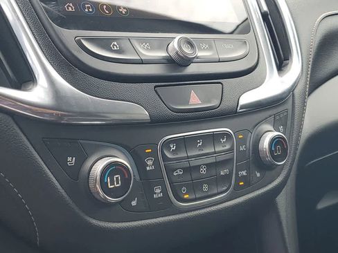 Used 2020 Chevrolet Equinox Premier image 30