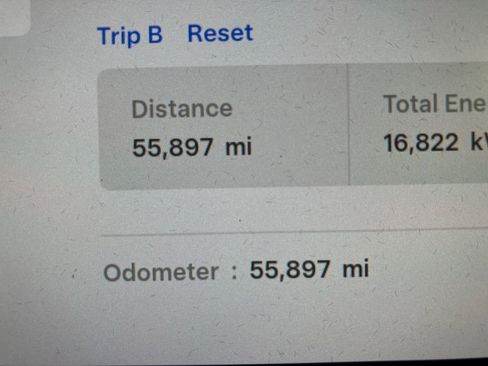 Used 2021 Tesla Model Y Long Range image 22