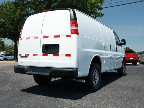 Used 2021 Chevrolet Express 2500 RWD image 7