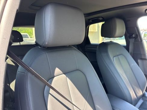 Used 2025 Audi Q3 2.0T Premium AWD/4WD image 25