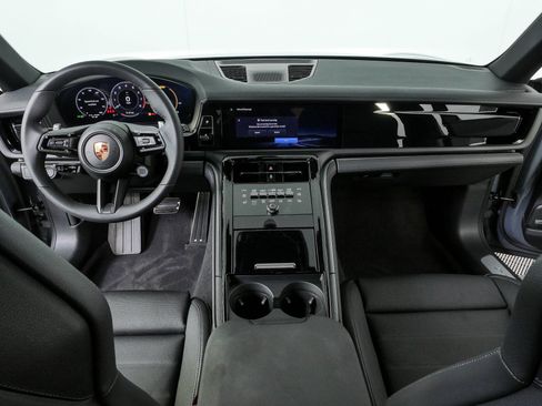 New 2026 Porsche Panamera 4 AWD/4WD image 19