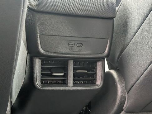 New 2026 Chevrolet Equinox LT w/ Convenience Package II image 31