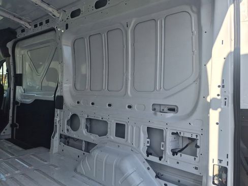 Used 2023 Ford E-Transit Medium Roof RWD image 11