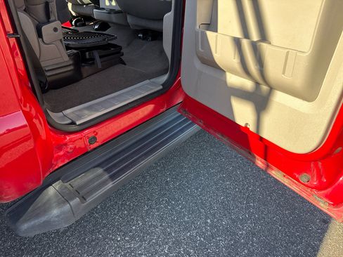 Used 2009 Ford F250 XLT image 33