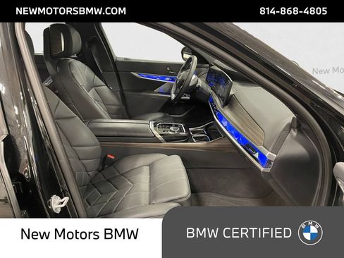 Used 2023 BMW i7 xDrive60 AWD/4WD image 15