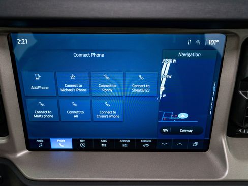 Used 2025 Ford Bronco Outer Banks AWD/4WD image 19