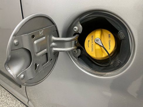 Used 2016 Dodge Grand Caravan American Value Package image 13