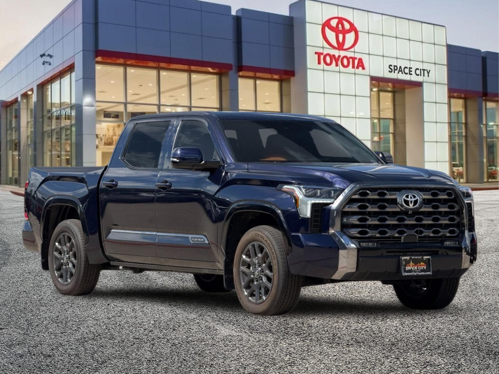 New 2025 Toyota Tundra Platinum AWD/4WD image 8