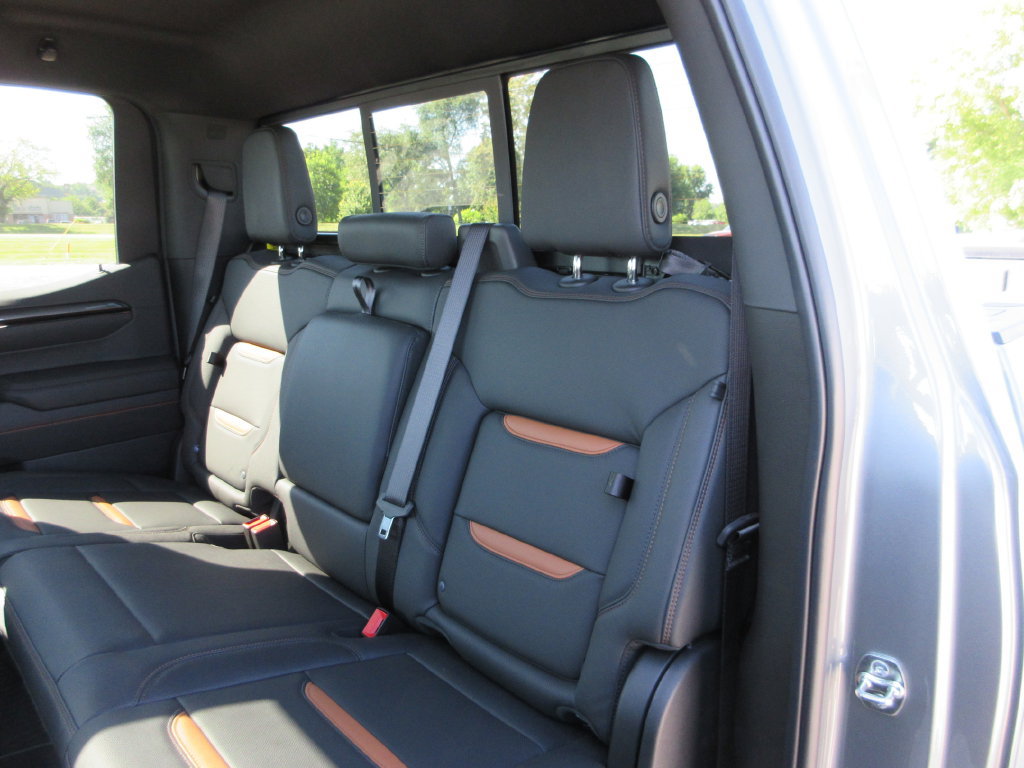 New 2026 GMC Sierra 1500 AT4 w/ AT4 Premium Package AWD/4WD image 16