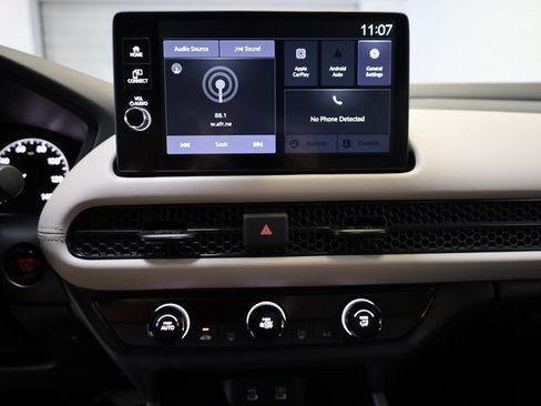 New 2026 Honda HR-V LX image 5