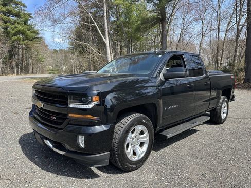 Used 2019 Chevrolet Silverado 1500 LT w/ All Star Edition image 11
