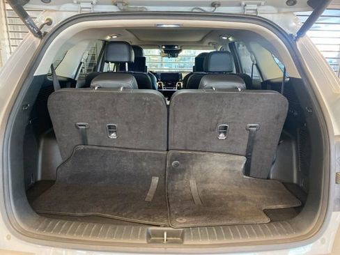 Used 2022 Kia Sorento SX image 8