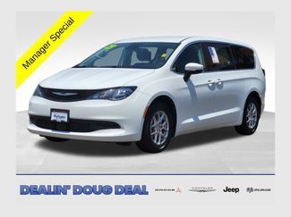 Used 2023 Chrysler Voyager LX FWD video 1
