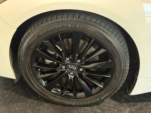 Used 2019 INFINITI Q50 Luxe w/ Essential Package (3.0T Luxe) image 31