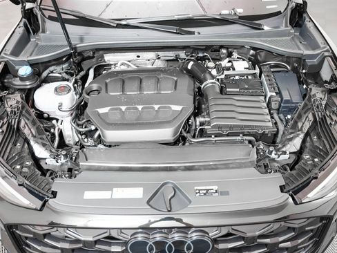 New 2026 Audi Q3 quattro 2.0T image 4