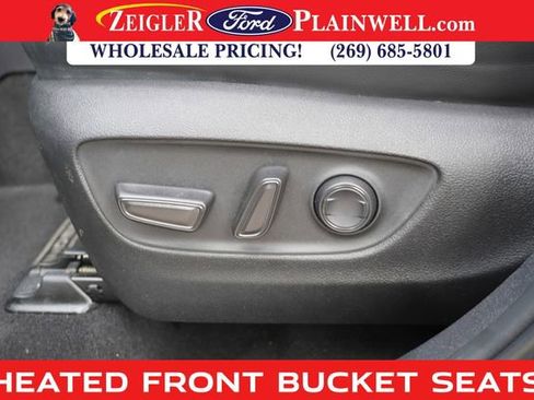 Used 2023 Toyota Highlander XLE image 21