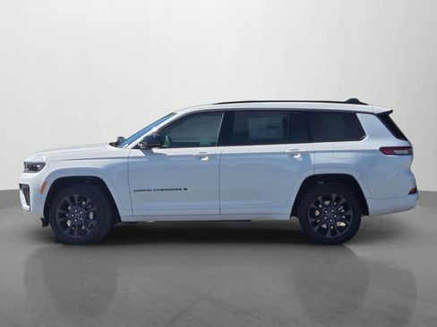 New 2026 Jeep Grand Cherokee L Limited AWD/4WD image 3