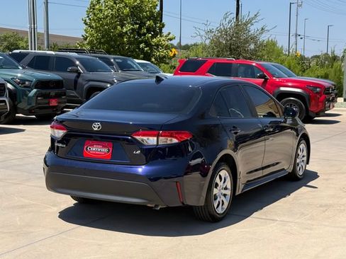 Used 2024 Toyota Corolla LE FWD image 5