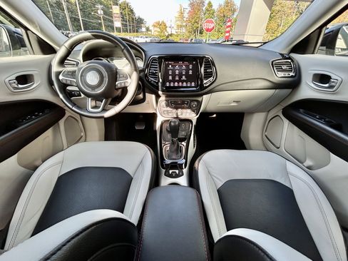 Certified 2020 Jeep Compass Limited w/ Advanced Safety Group image 23