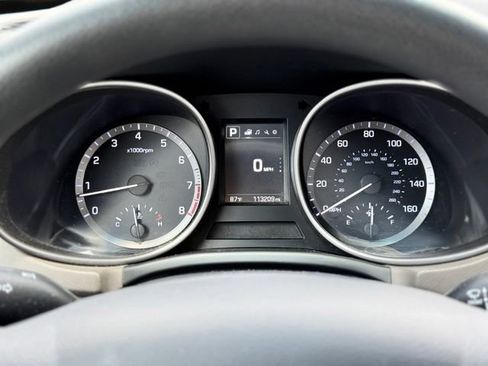 Used 2018 Hyundai Santa Fe Sport FWD image 12