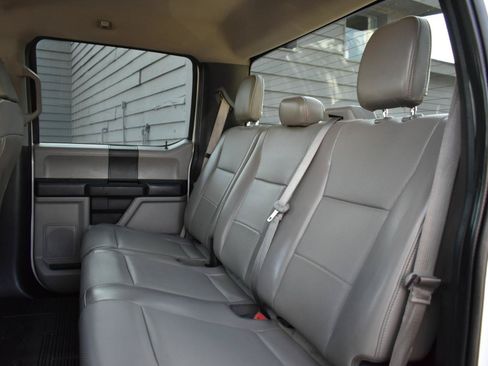 Used 2019 Ford F250 XL w/ STX Appearance Package AWD/4WD image 26