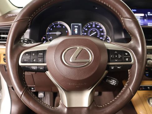 Used 2018 Lexus ES 350 w/ Premier Package image 3