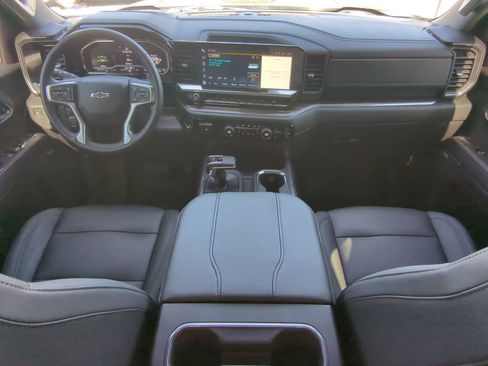 Used 2024 Chevrolet Silverado 1500 LT Trail Boss w/ LT Trail Boss Premium Package image 13