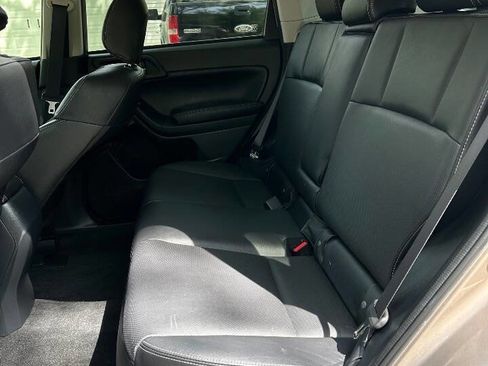 Used 2015 Subaru Forester 2.5i Limited image 16
