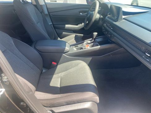 Certified 2025 Honda Accord SE image 31