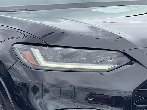 Used 2023 Honda HR-V EX-L image 8