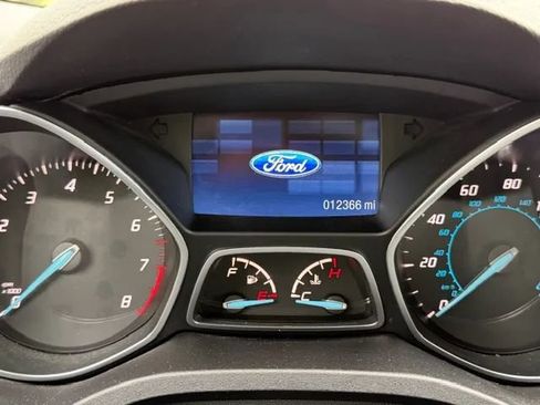 Used 2015 Ford Escape SE AWD/4WD image 16
