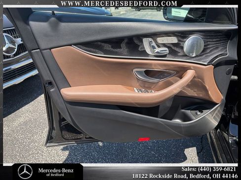 Used 2017 Mercedes-Benz E 300 image 7