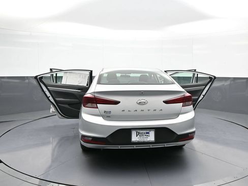 Used 2019 Hyundai Elantra SE w/ Cargo Package FWD image 46