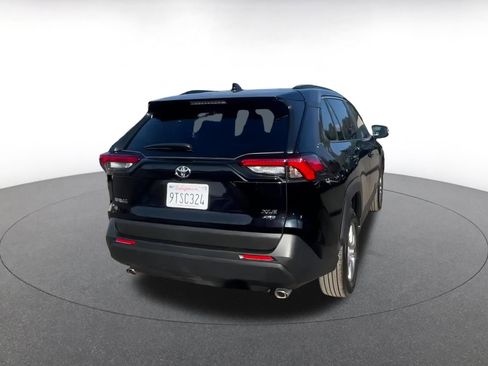 Used 2025 Toyota RAV4 XLE image 14