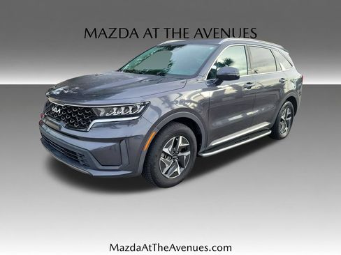 Used 2022 Kia Sorento S FWD image 1