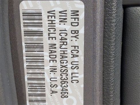 New 2025 Jeep Grand Cherokee Laredo X image 33