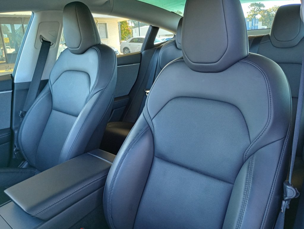 Used 2025 Tesla Model 3 Long Range RWD image 12