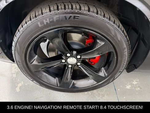 Used 2015 Dodge Challenger SXT w/ Super Sport Group (SS/T) RWD image 4