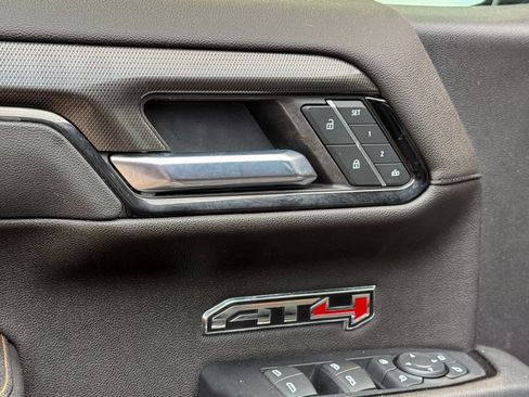 Used 2023 GMC Sierra 1500 AT4 w/ AT4 Premium Package AWD/4WD image 27