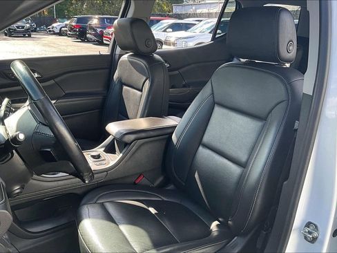 Used 2022 GMC Acadia SLT w/ Technology Package image 20