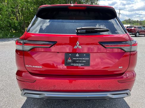 New 2026 Mitsubishi Outlander SE AWD/4WD image 4