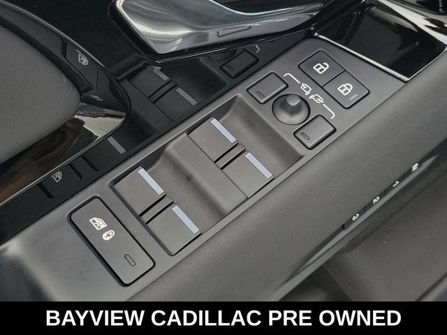 Used 2025 Land Rover Range Rover Evoque S AWD/4WD image 18