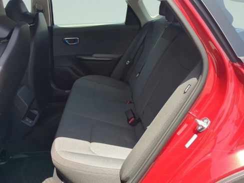 New 2025 Kia K4 LXS image 11